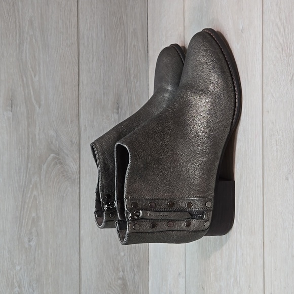 Vince Camuto Women Catile Leather Ankle Heels Boots shoes sz 10M - Picture 2 of 12